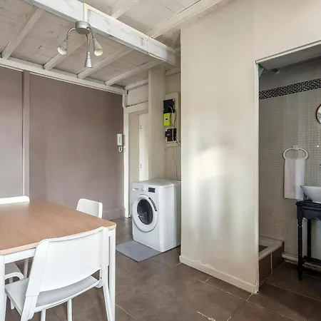 Valmy Mezzanine *