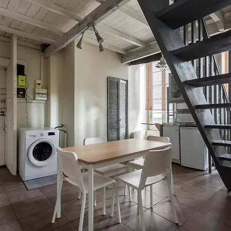 Valmy Mezzanine